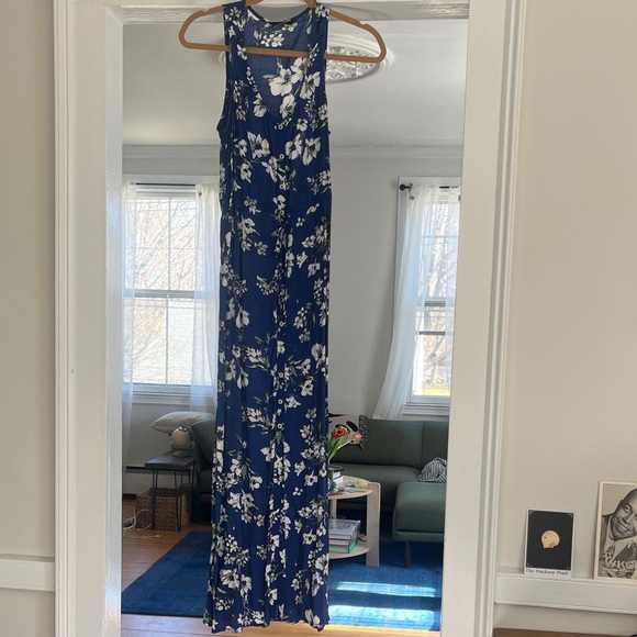 Lucky Brand Dresses & Skirts - Lucky Brand Floral Blue Maxi Dress